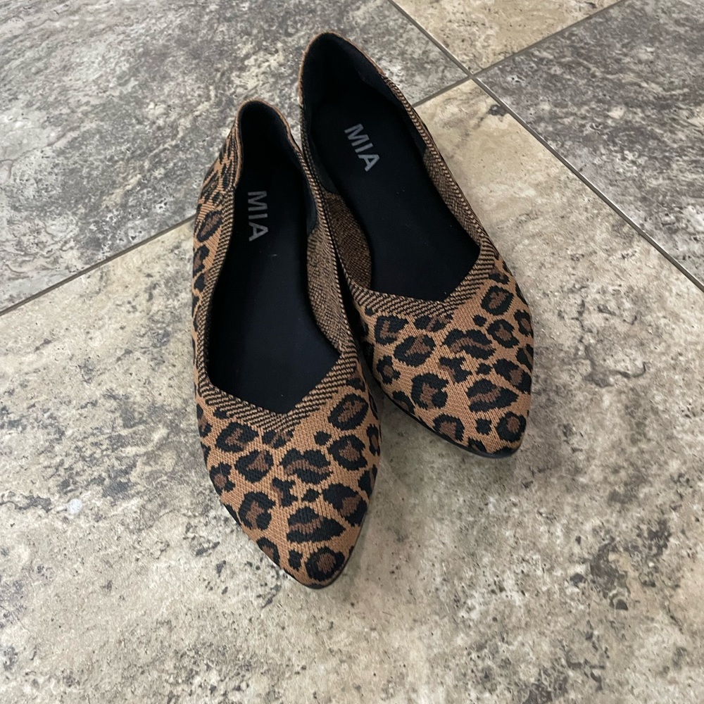 MIA Leopard Flats